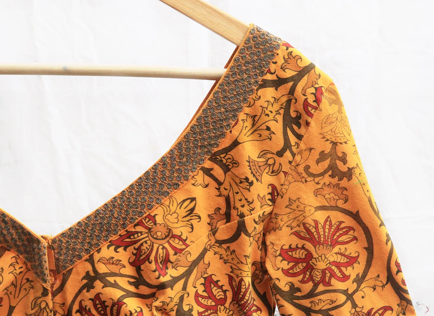 Cadmium yellow,Digital Print Strechable  knit blouse