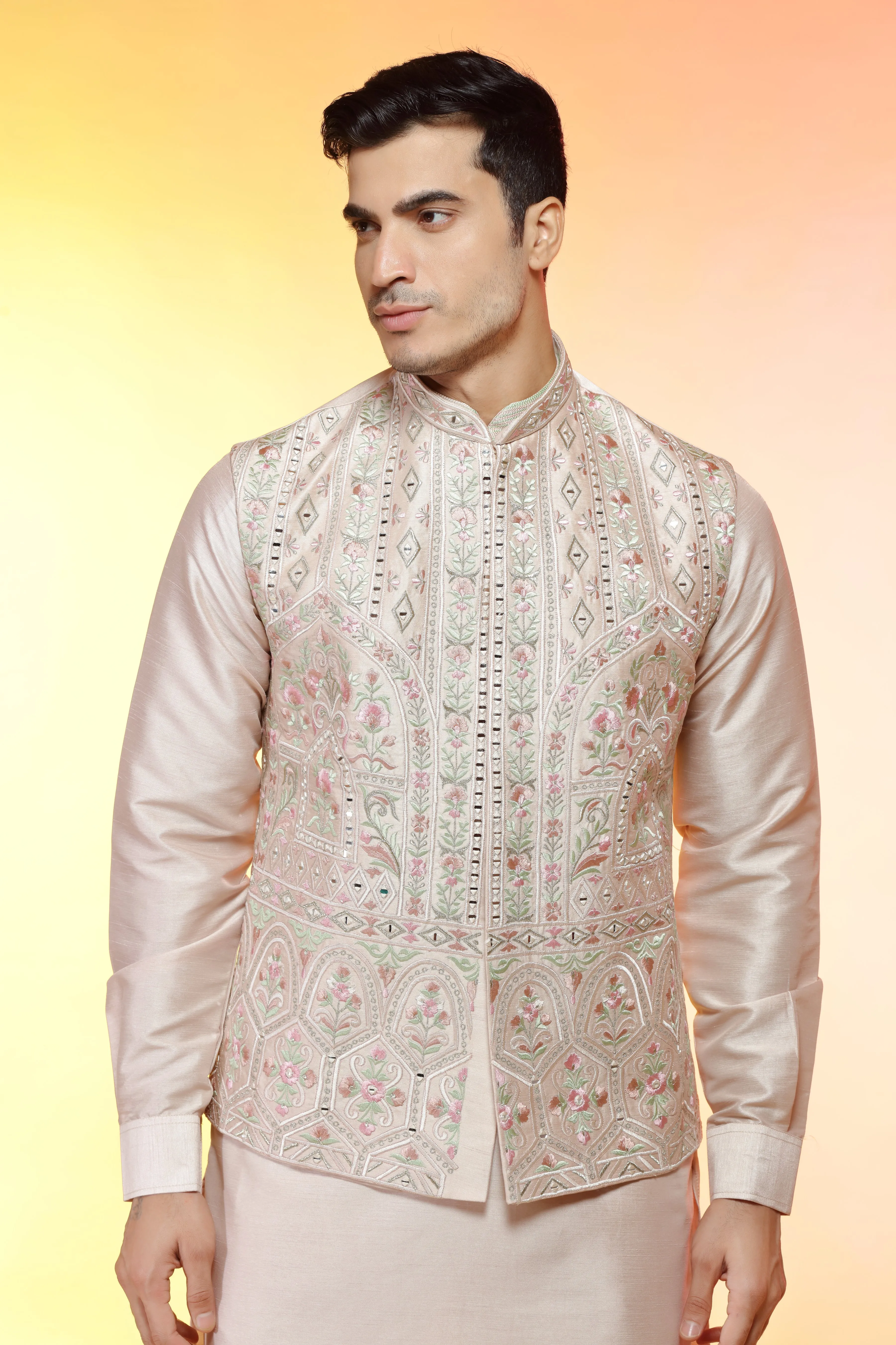 Cream Silk jacket set in floral embroidery