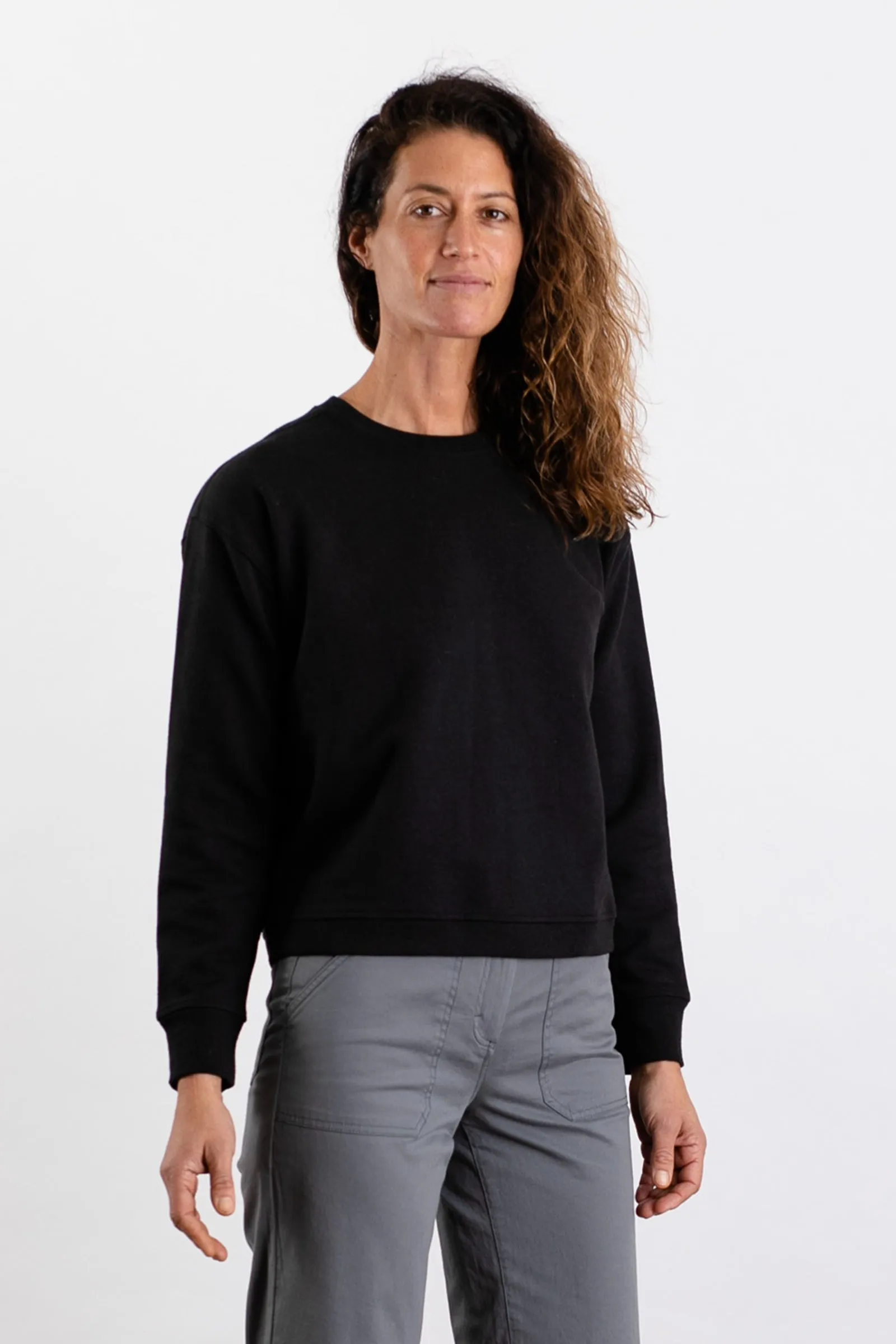 Hawthorne Boxy Crew Sweatshirt / Black