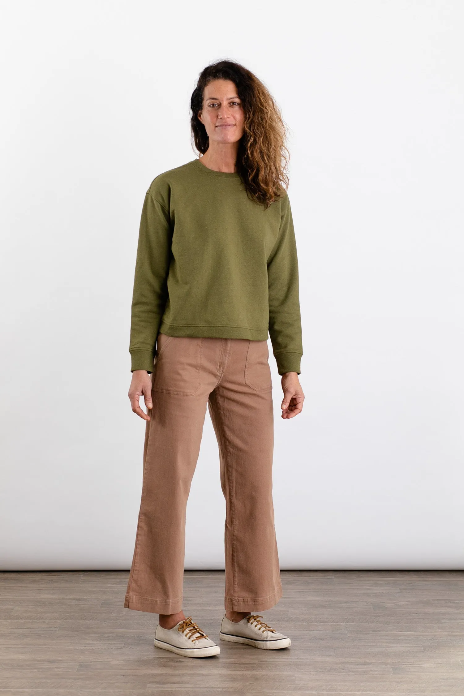 Hawthorne Boxy Crew Sweatshirt / Olive