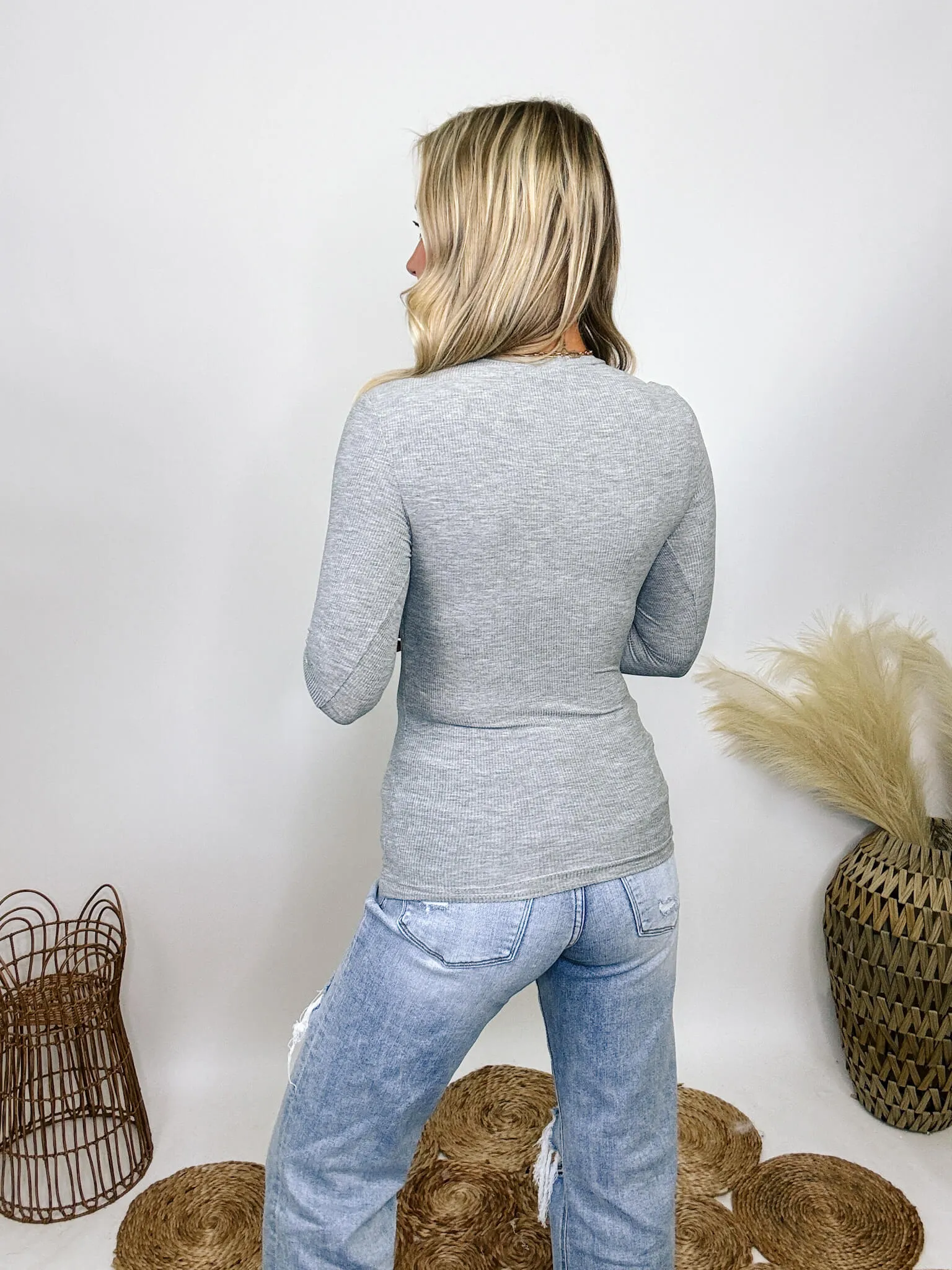 Heather Gray Long Sleeve Crew Neck Ribbed Knit Top